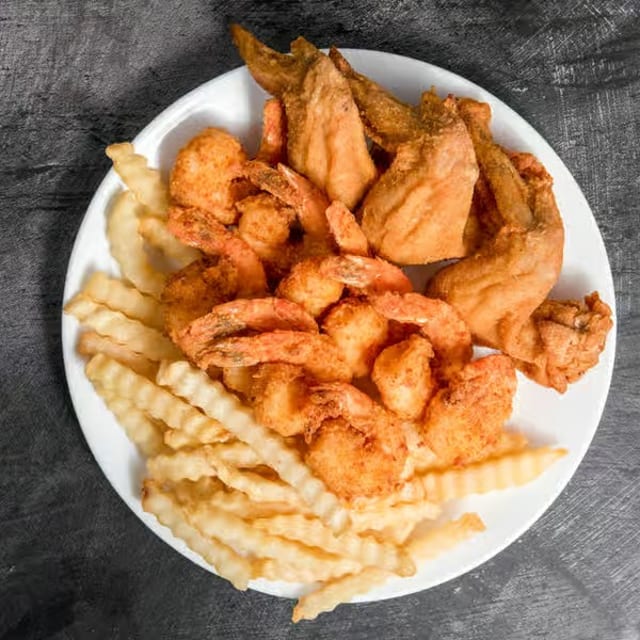 6. Shrimp and Wings Combo.